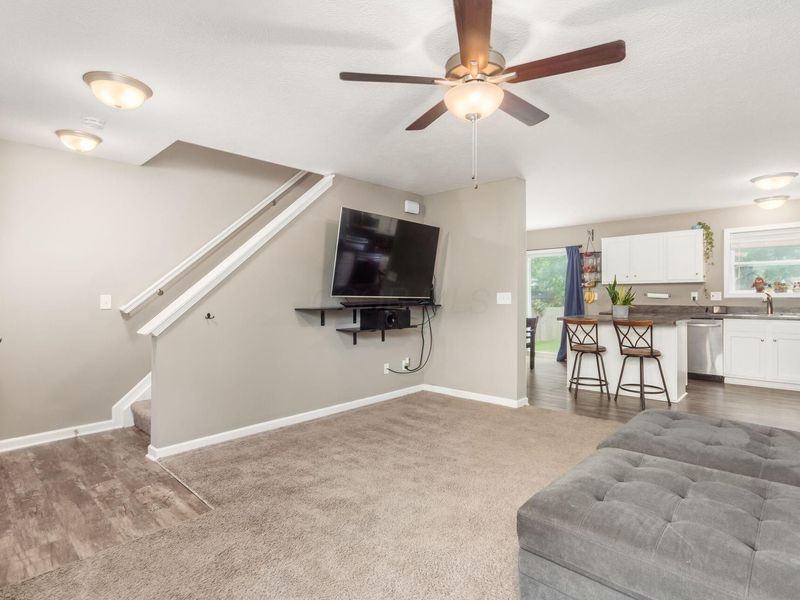 3465 Royal Hill Drive, Columbus, OH 43223 Photo 8