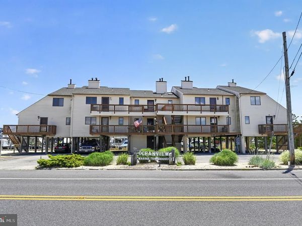 1155 RADIO RD, TUCKERTON, NJ 08087