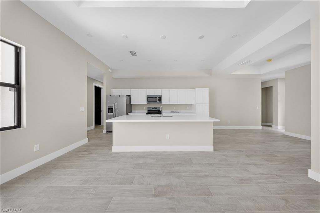 819 Moore Ave, Lehigh Acres, FL 33972 Photo