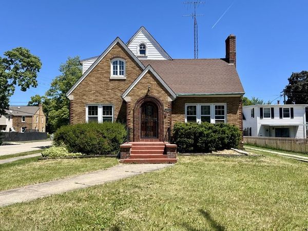 7603 27th Ave, Kenosha, WI 53143