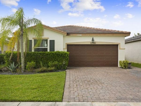 12500 NW Stanis Lane, Port St. Lucie, FL 34987