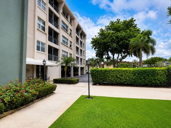 505 Spencer Drive, Unit 309, West Palm Beach, FL 33409