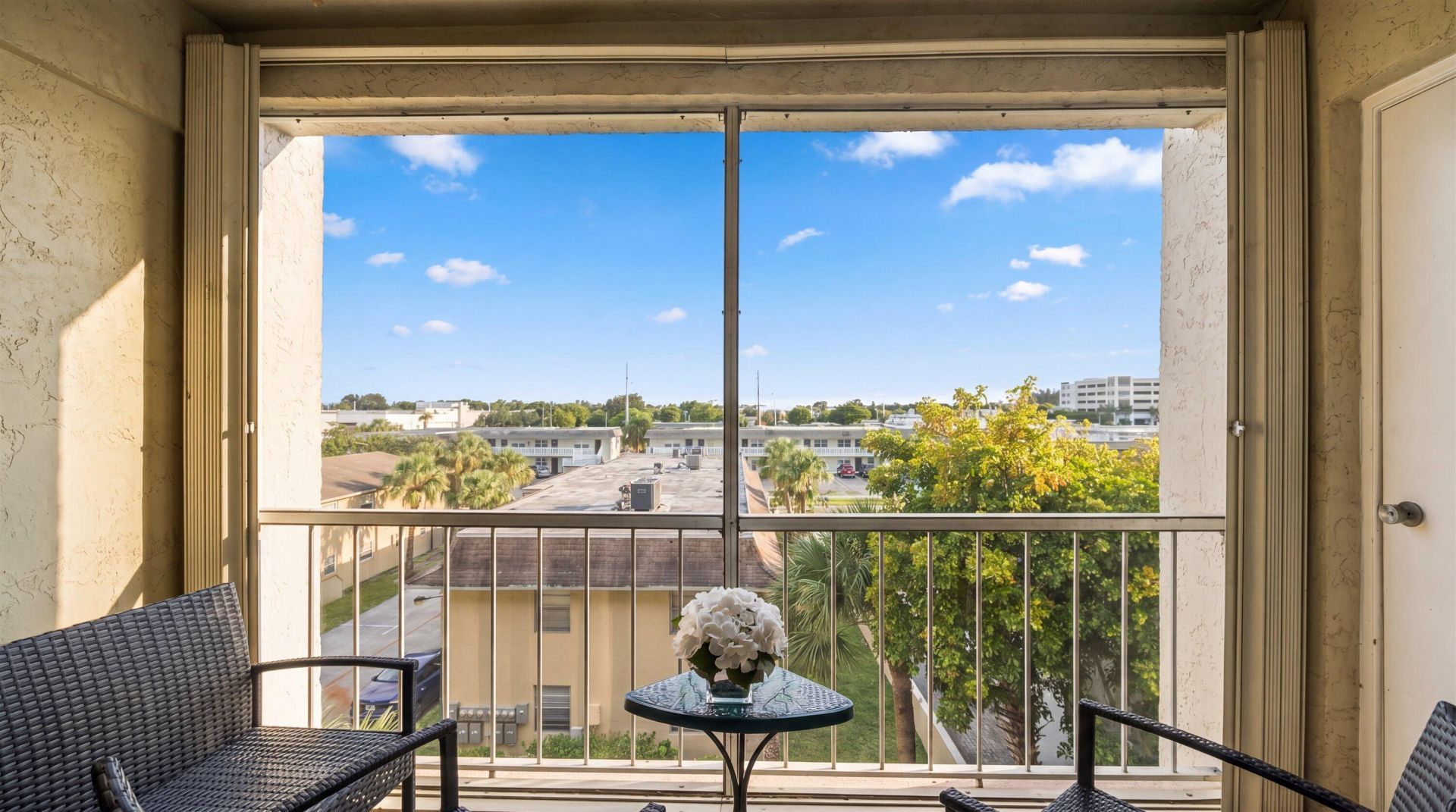 505 Spencer Drive, Unit 309, West Palm Beach, FL 33409 Photo