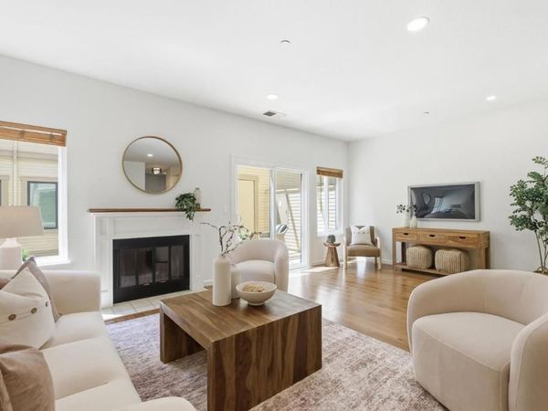 969 La Mesa Terrace, Unit G, Sunnyvale, CA 94086