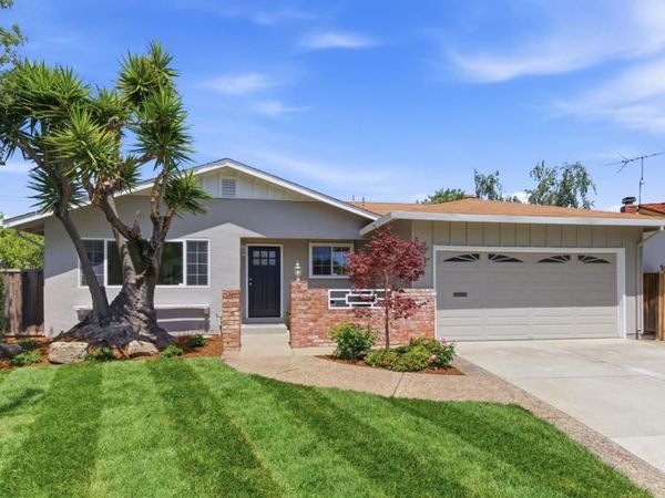 831 Mangrove Avenue , Sunnyvale, CA 94086