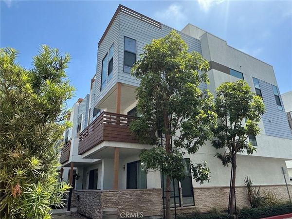 1688 Topanga , Costa Mesa, CA 92627