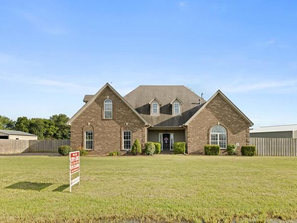 124 Miller Cove, Marion, AR 72364