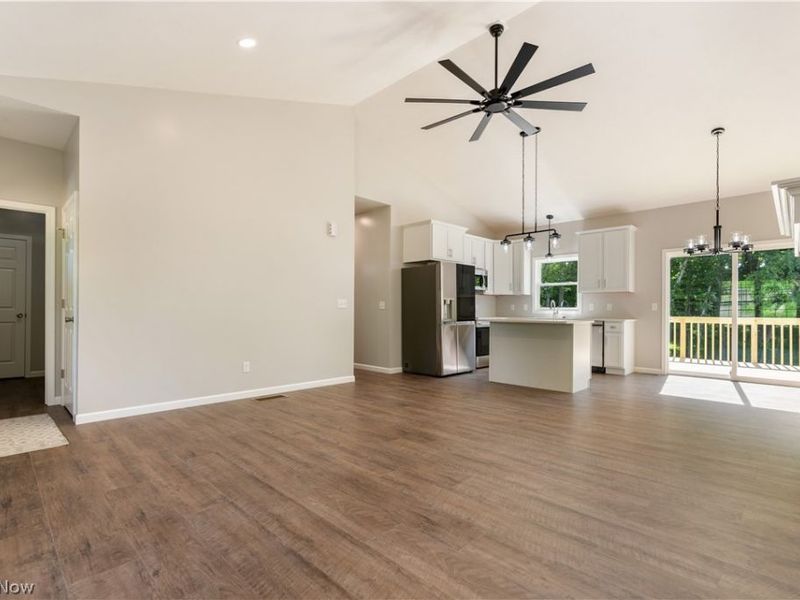 10694 Welton Road NE, Bolivar, OH 44612 Photo 11