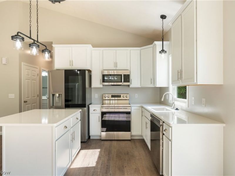 10694 Welton Road NE, Bolivar, OH 44612 Photo 14