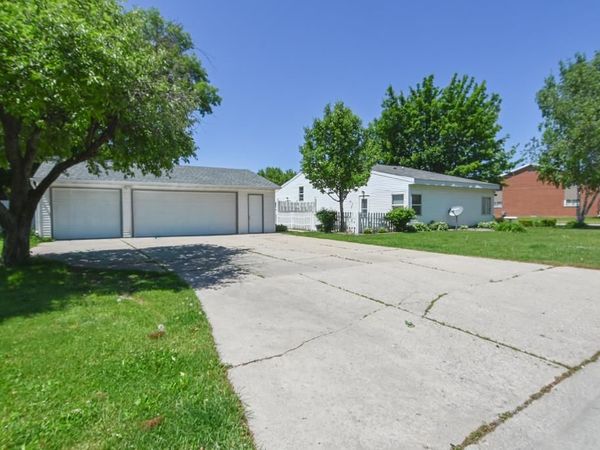 1395 WESTERN AVENUE, Green Bay, WI 54303