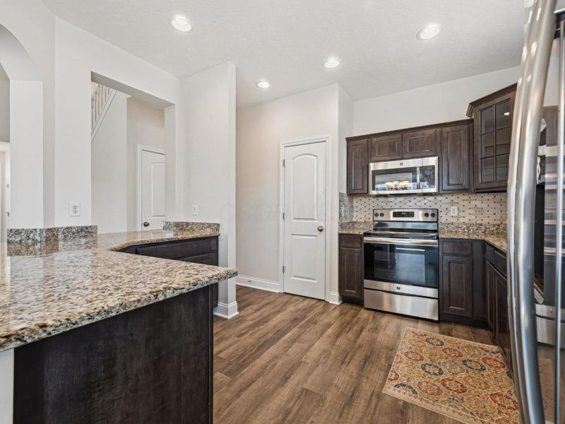 5922 Ballydugan Drive, Galloway, OH 43119 Photo 10