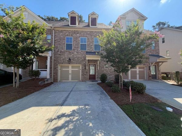 311 Mahone Drive, Unit 14, Lilburn, GA 30047