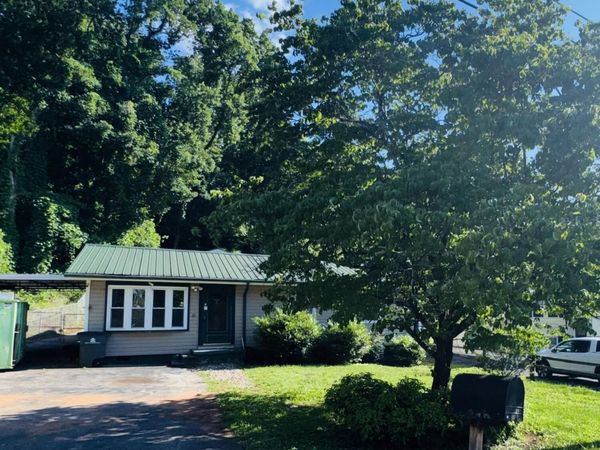 2250 Sylvania Avenue SE, Knoxville, TN 37920