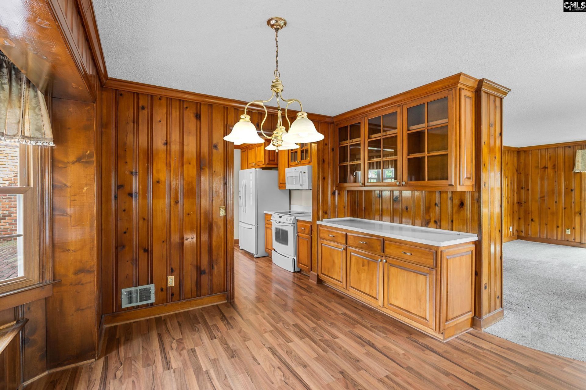 201 Sandhurst Road  Photo 15
