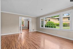 201 Sandhurst Road  photo 4
