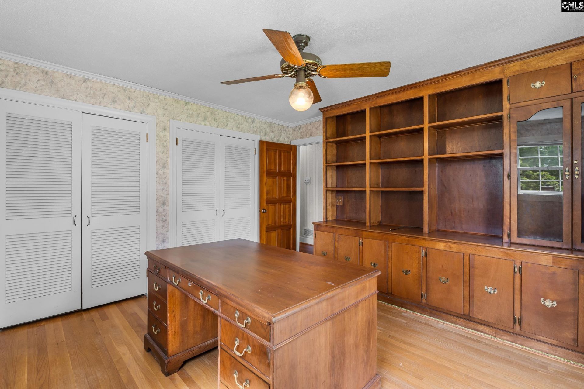 201 Sandhurst Road  Photo 31