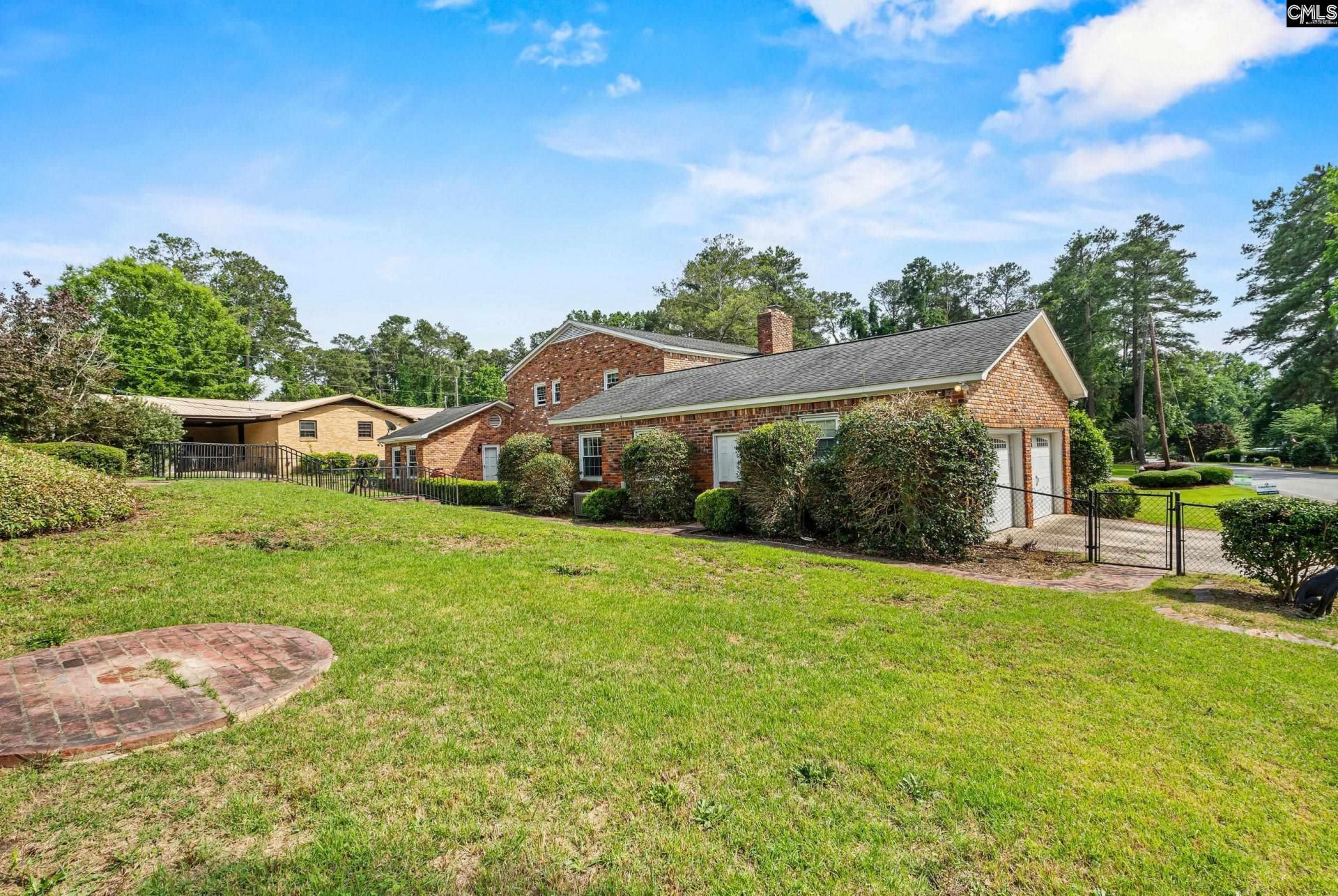 201 Sandhurst Road  Photo 37