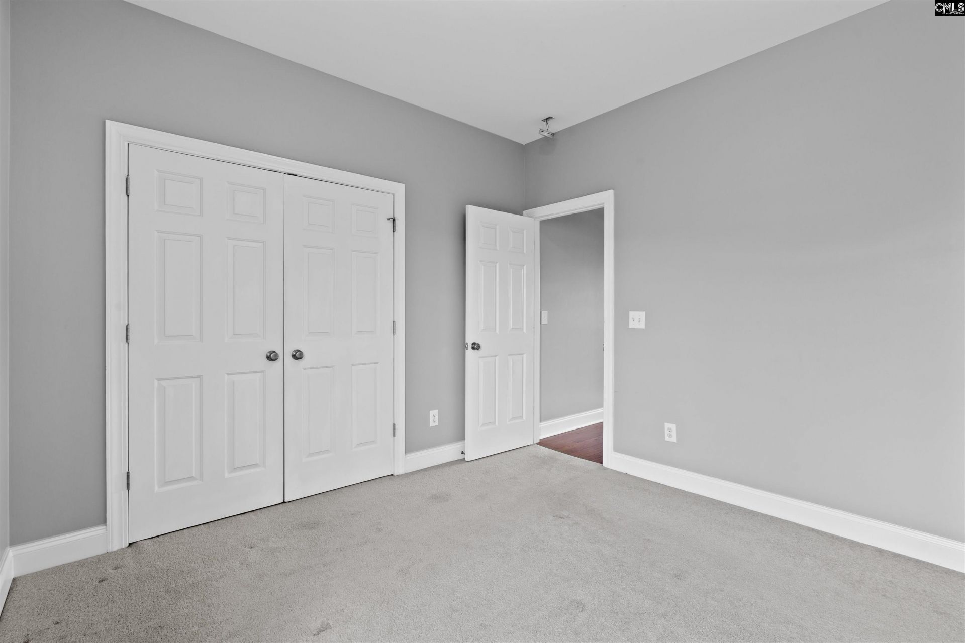 137 Royal Lythan Drive  Photo 22