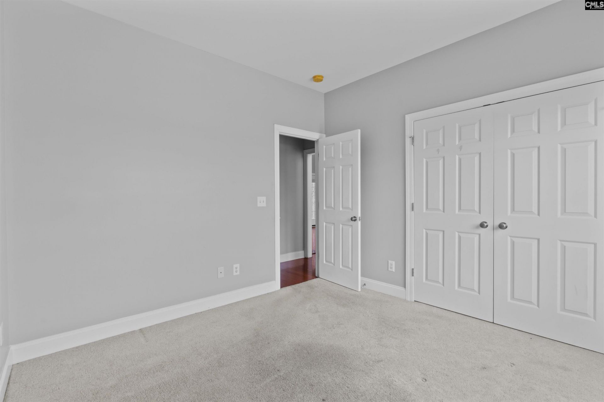 137 Royal Lythan Drive  Photo 23