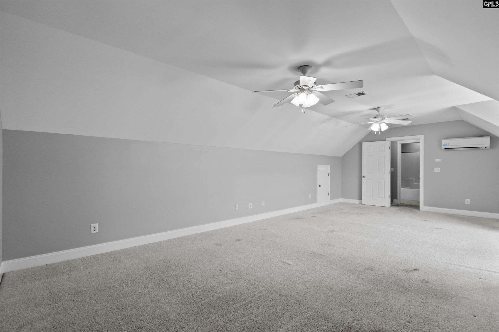 137 Royal Lythan Drive  Photo 28