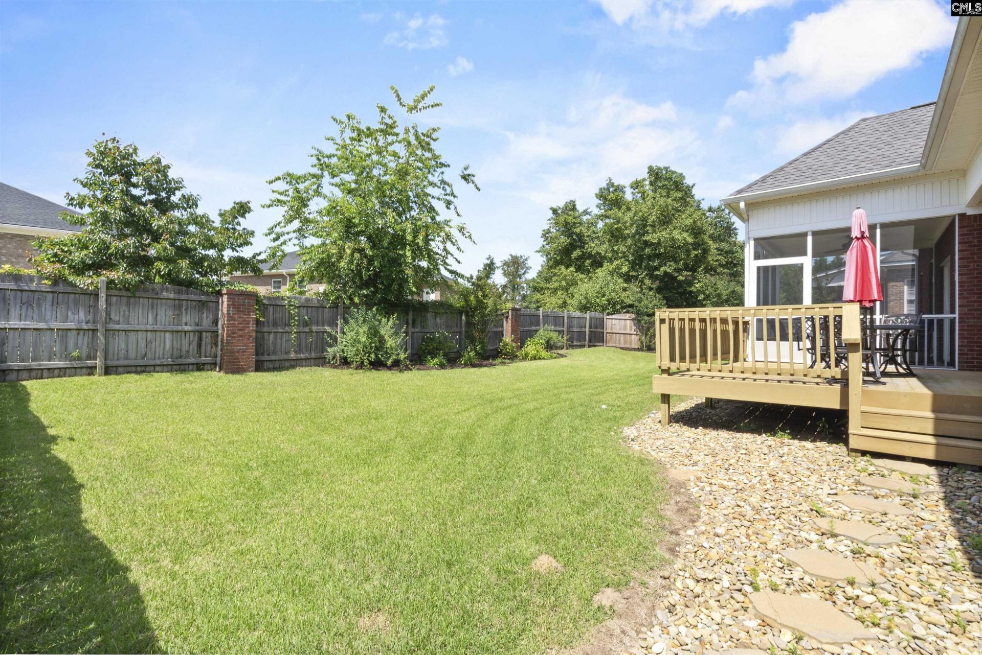137 Royal Lythan Drive  Photo 35