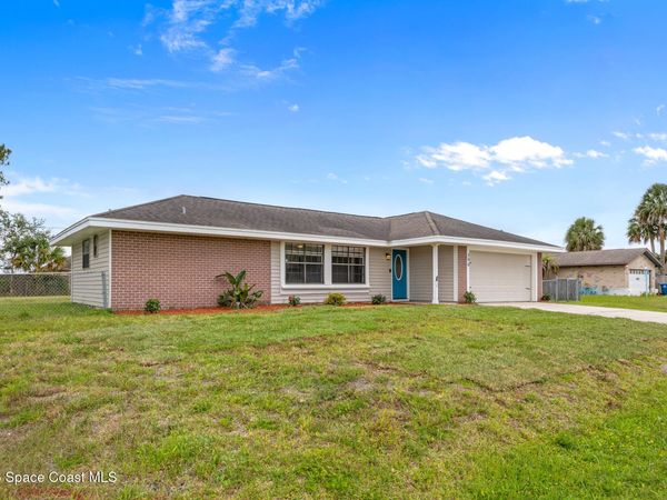 290 Brescia Street NE , Palm Bay, FL 32907