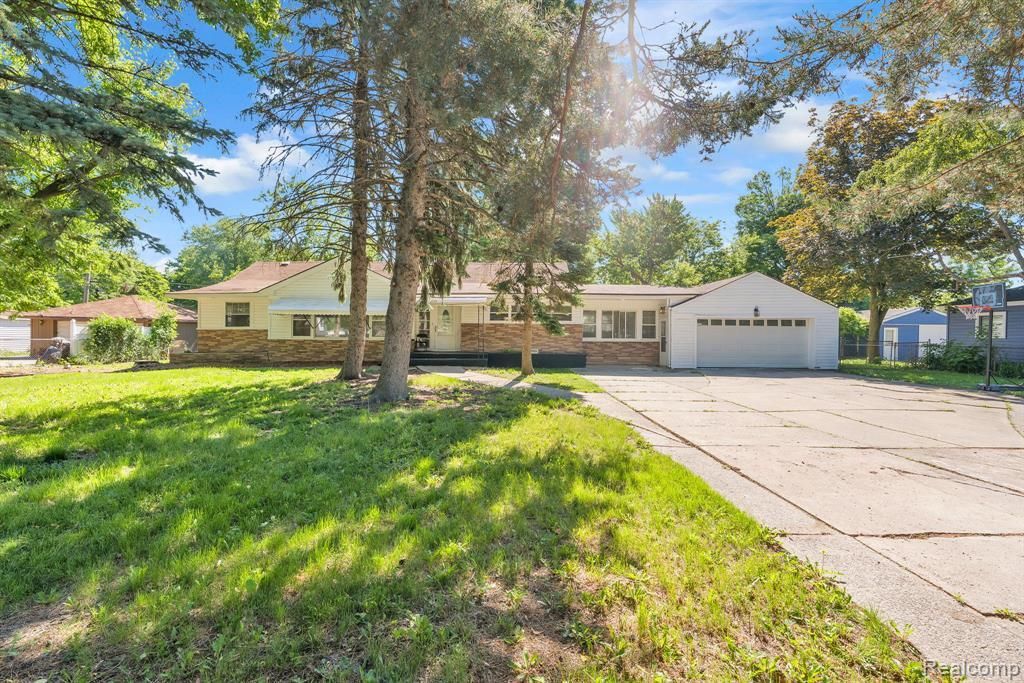 4453 Culver Street , Dearborn Heights, MI 48125 Main Photo