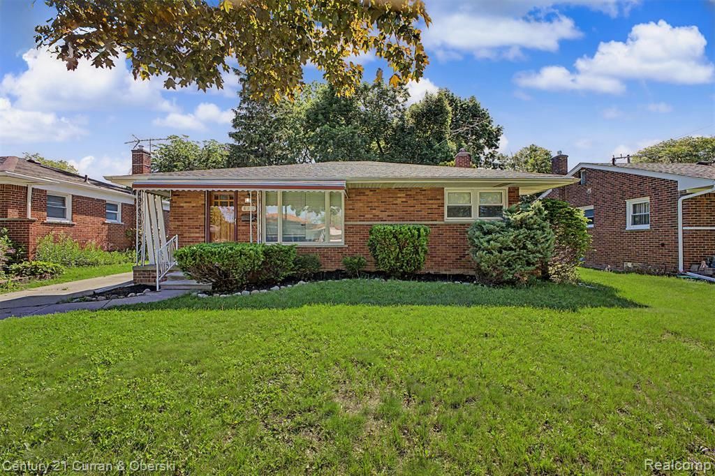 8212 Glengary Street , Dearborn Heights, MI 48127 Main Photo