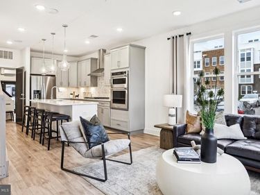 43761 ORCHID DOVE TERRACE, ASHBURN, VA 20147