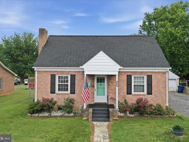 605 STOCKTON ROAD, FRONT ROYAL, VA 22630