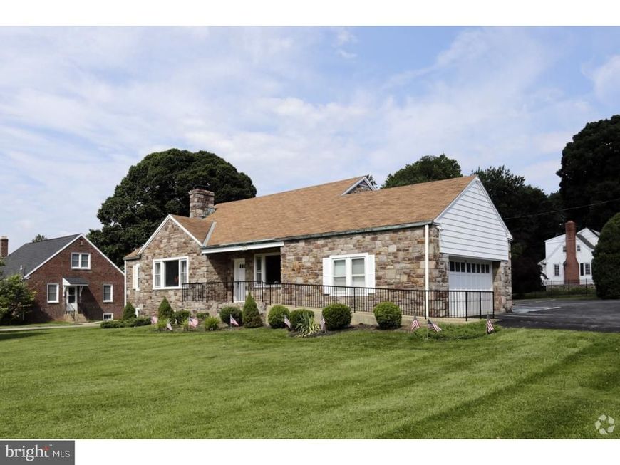 2111 Dekalb Pike, East Norriton, PA 19401 Main Photo