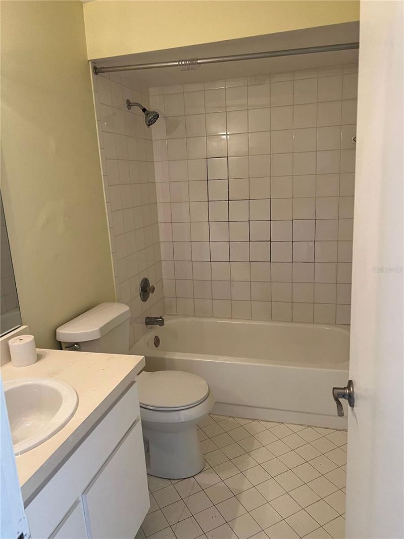 5213 Via Hacienda Circle , Unit 306, Orlando, FL 32839 Photo