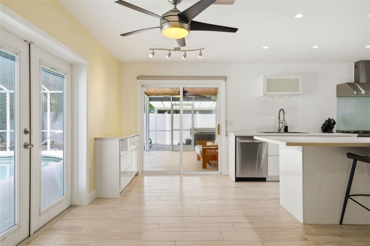 2008 39th Street W, Bradenton, FL 34205 Photo