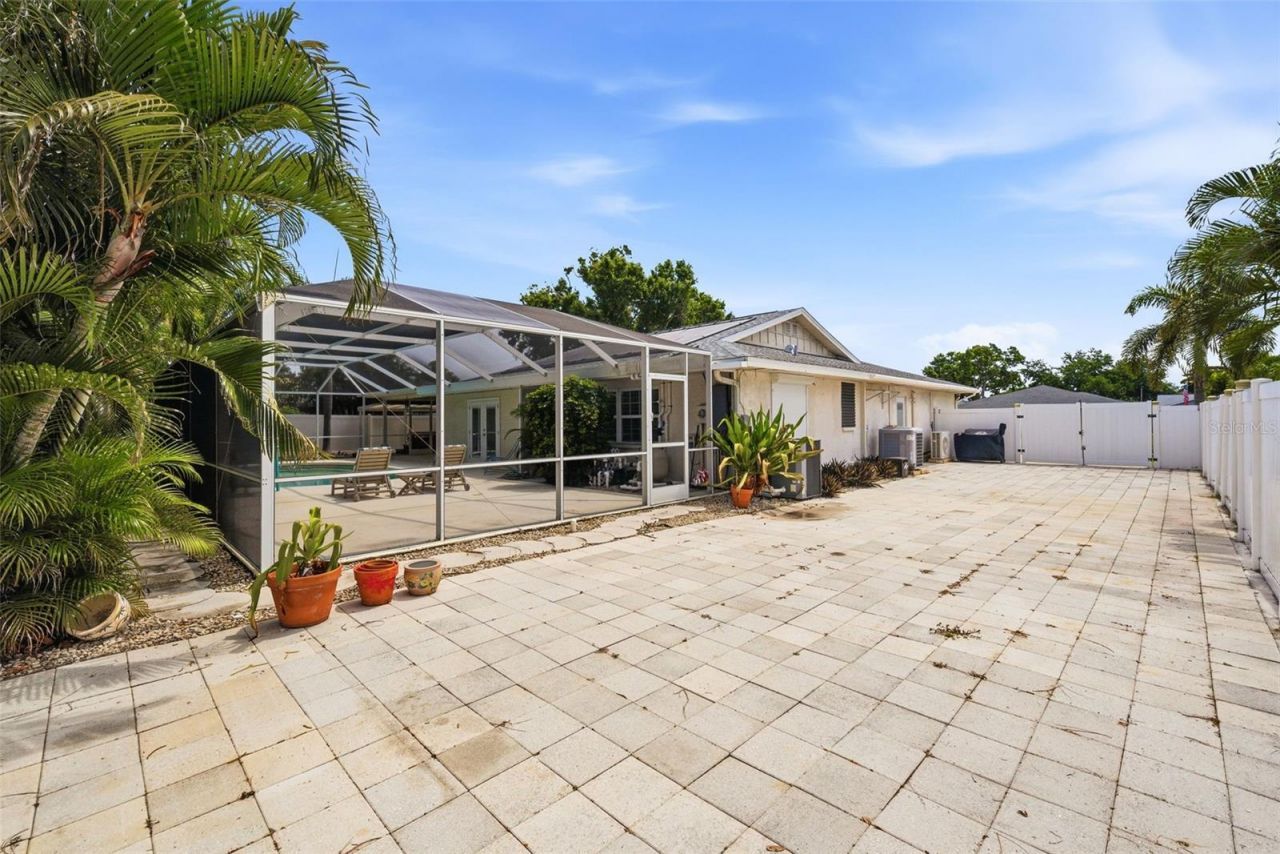 2008 39th Street W, Bradenton, FL 34205 Photo