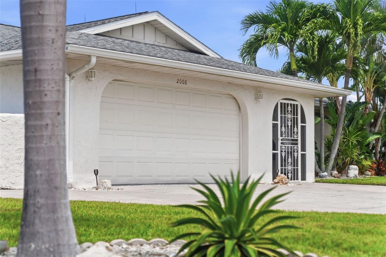 2008 39th Street W, Bradenton, FL 34205 Photo