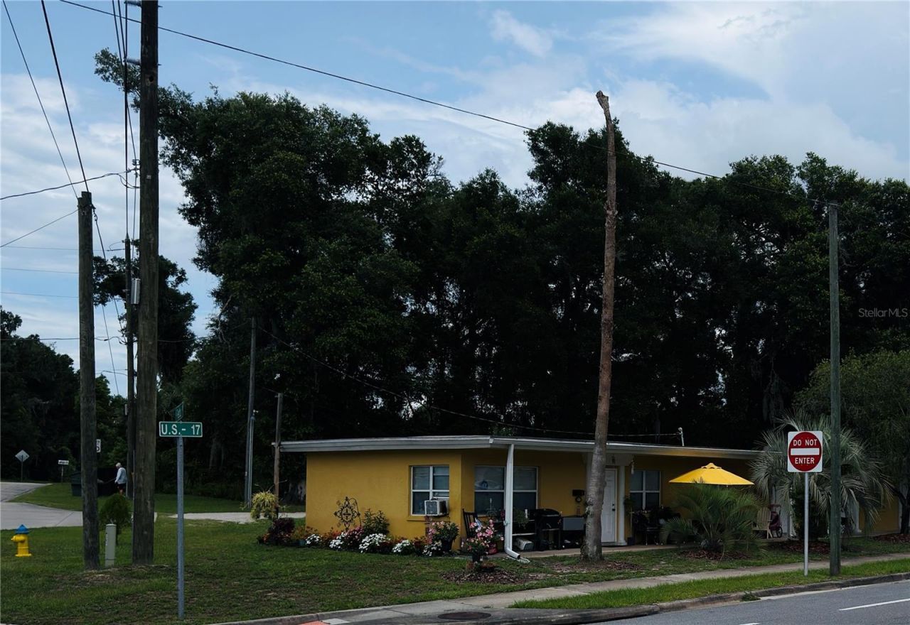 4851 Us Highway 17 Highway , De Leon Springs, FL 32130 Photo