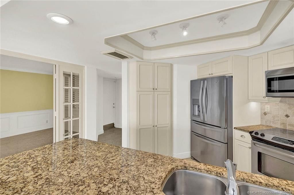 9550 S Ocean Drive, Unit 1606, Jensen Beach, FL 34957 Photo