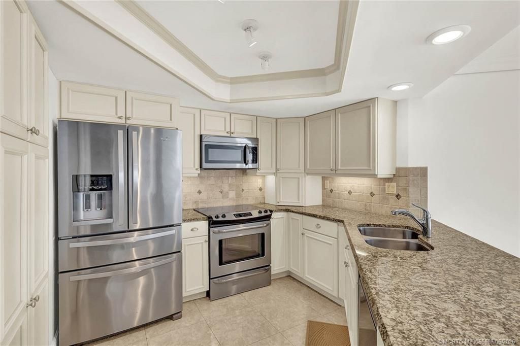 9550 S Ocean Drive, Unit 1606, Jensen Beach, FL 34957 Photo