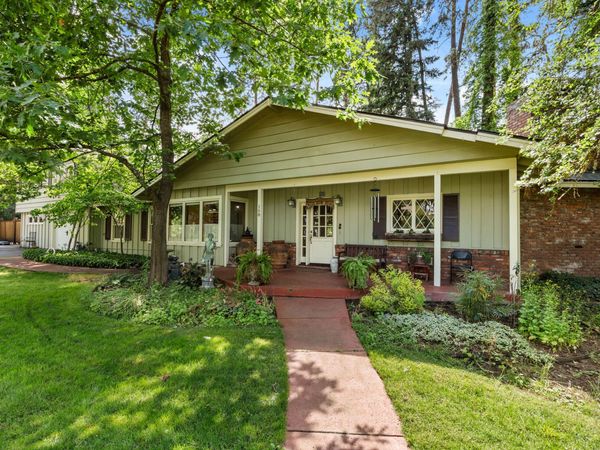 158 Renault Avenue, Medford, OR 97501