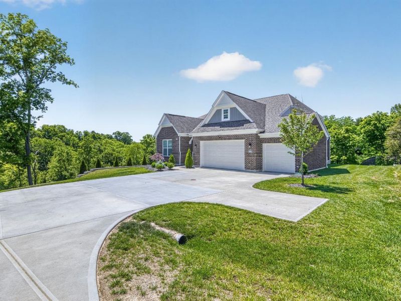 4994 Shadow Hawk Drive, Green Township, OH 45247 Photo 3