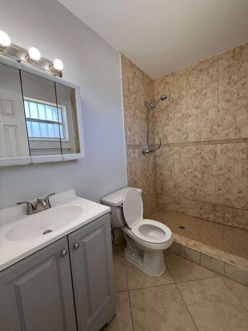 516 NW 179th Street, Miami Gardens, FL 33169 Photo