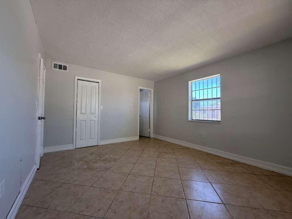 516 NW 179th Street, Miami Gardens, FL 33169 Photo