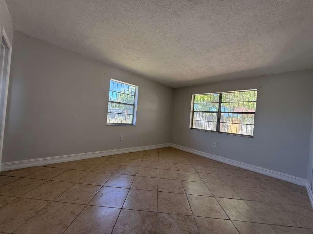 516 NW 179th Street, Miami Gardens, FL 33169 Photo