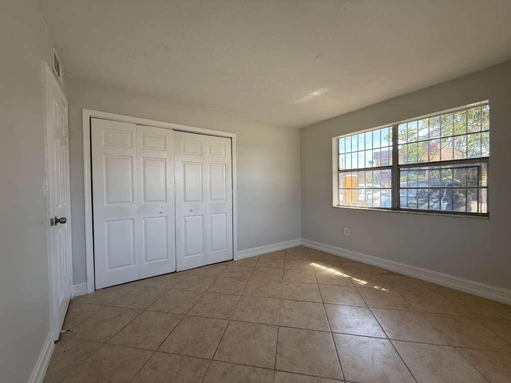 516 NW 179th Street, Miami Gardens, FL 33169 Photo