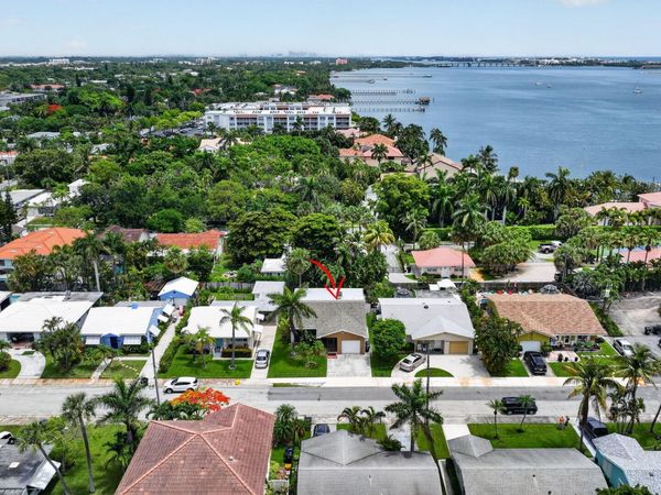 70 18th Avenue S, Lake Worth Beach, FL 33460