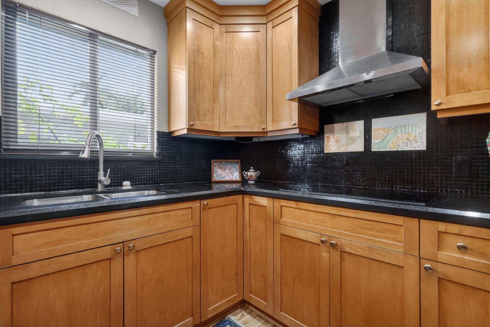 70 18th Avenue S, Lake Worth Beach, FL 33460 Photo