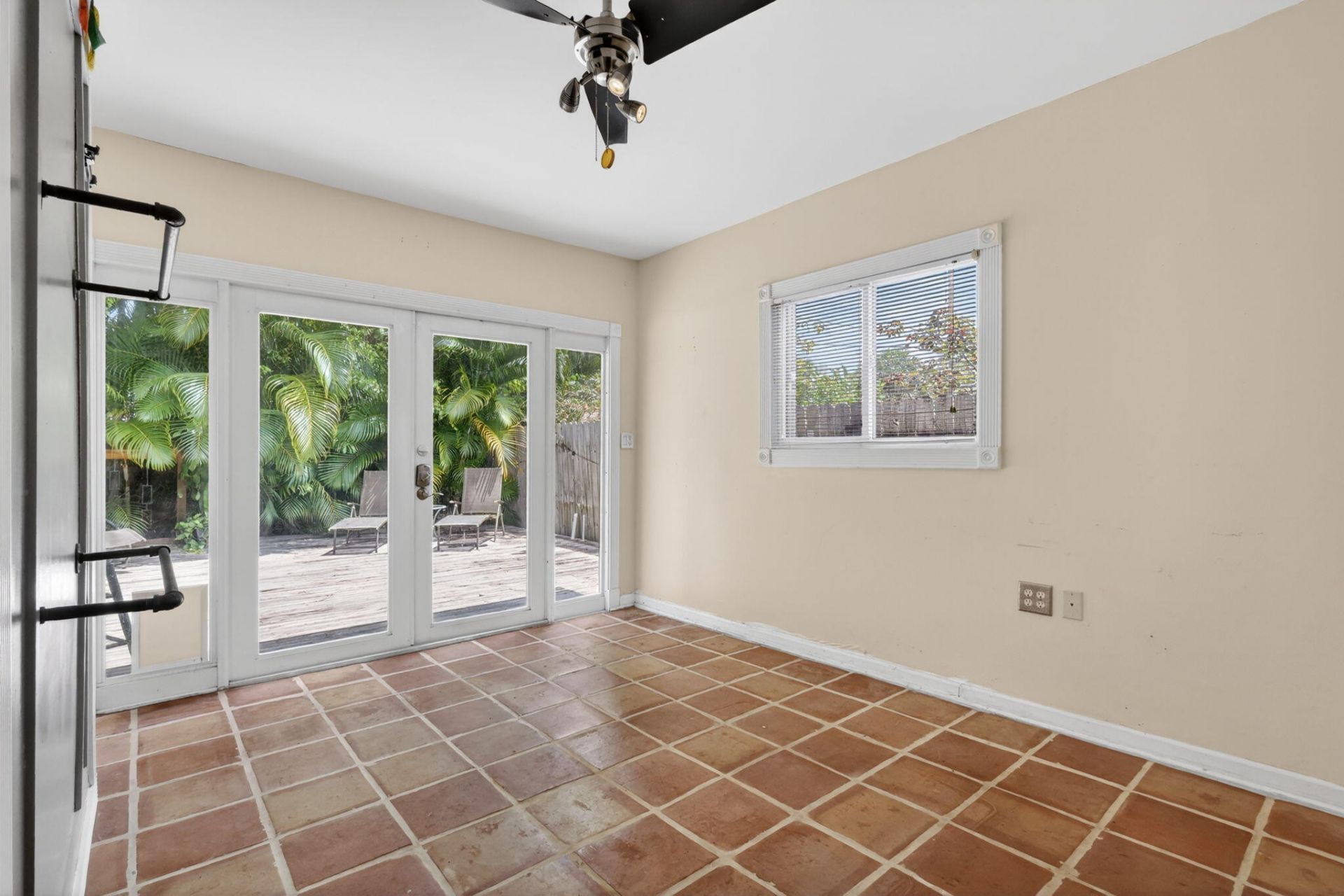 70 18th Avenue S, Lake Worth Beach, FL 33460 Photo