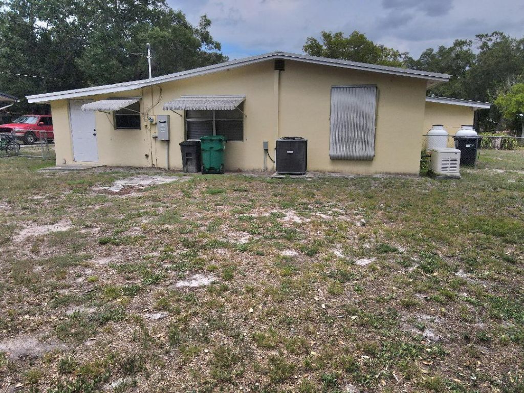 325 SE 16th Avenue, Okeechobee, FL 34974 Photo
