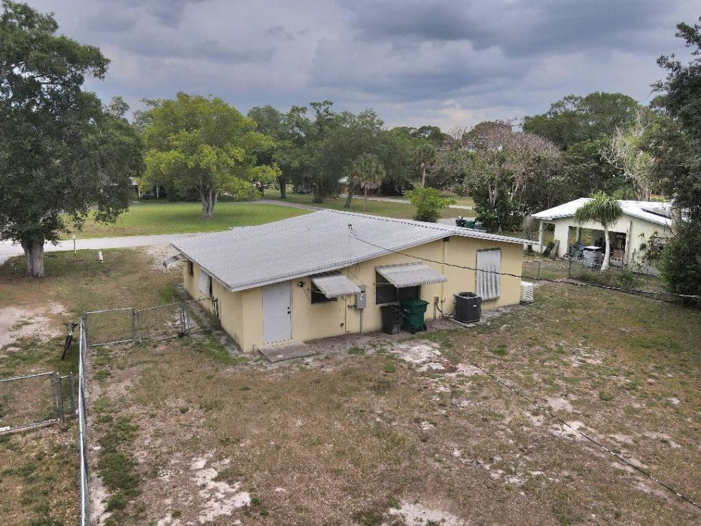 325 SE 16th Avenue, Okeechobee, FL 34974 Photo