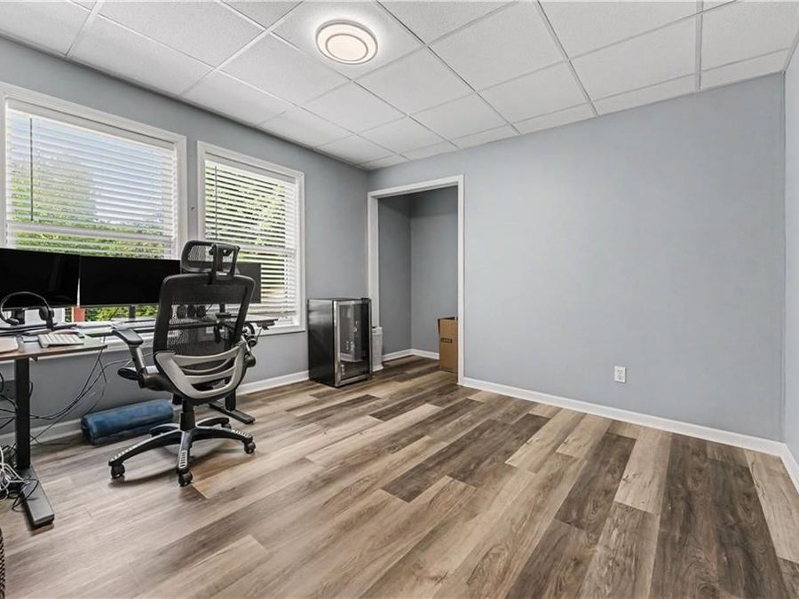 Property Image 28
